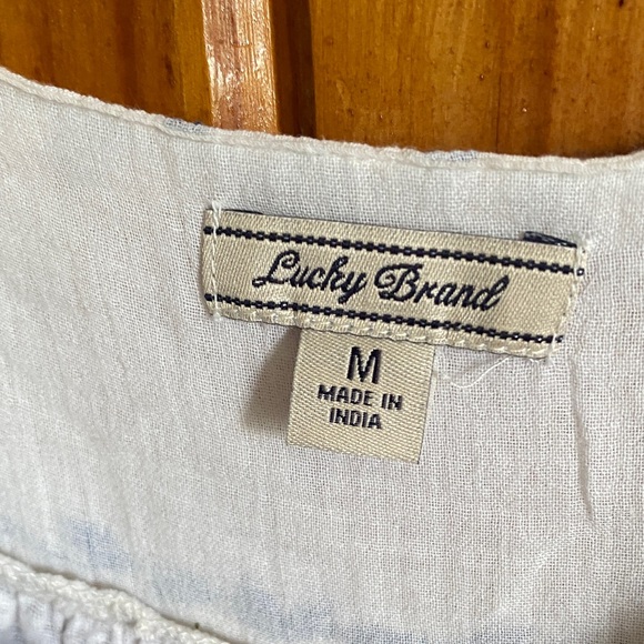 Lucky Brand Linen Cream and Navy Embroidered Folk Peasant Top - Picture 2 of 7